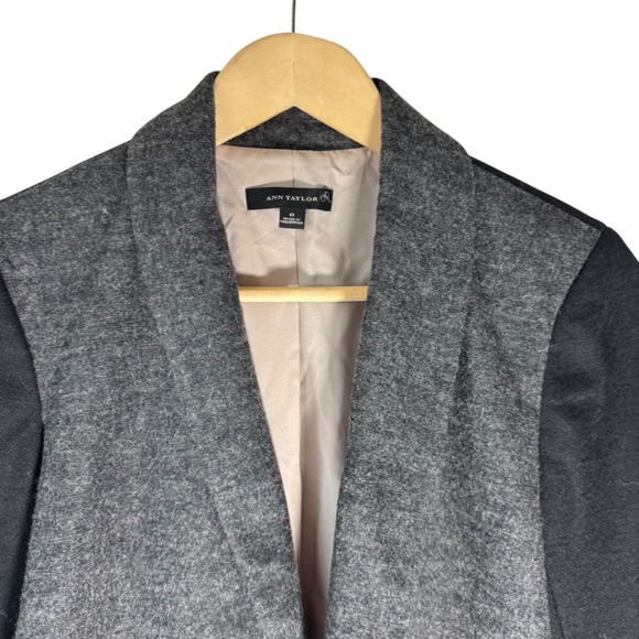 Ann Taylor Women's Black/Grey Felted Wool Color Block No Button Blazer Sz 0 - Picture 4 of 8